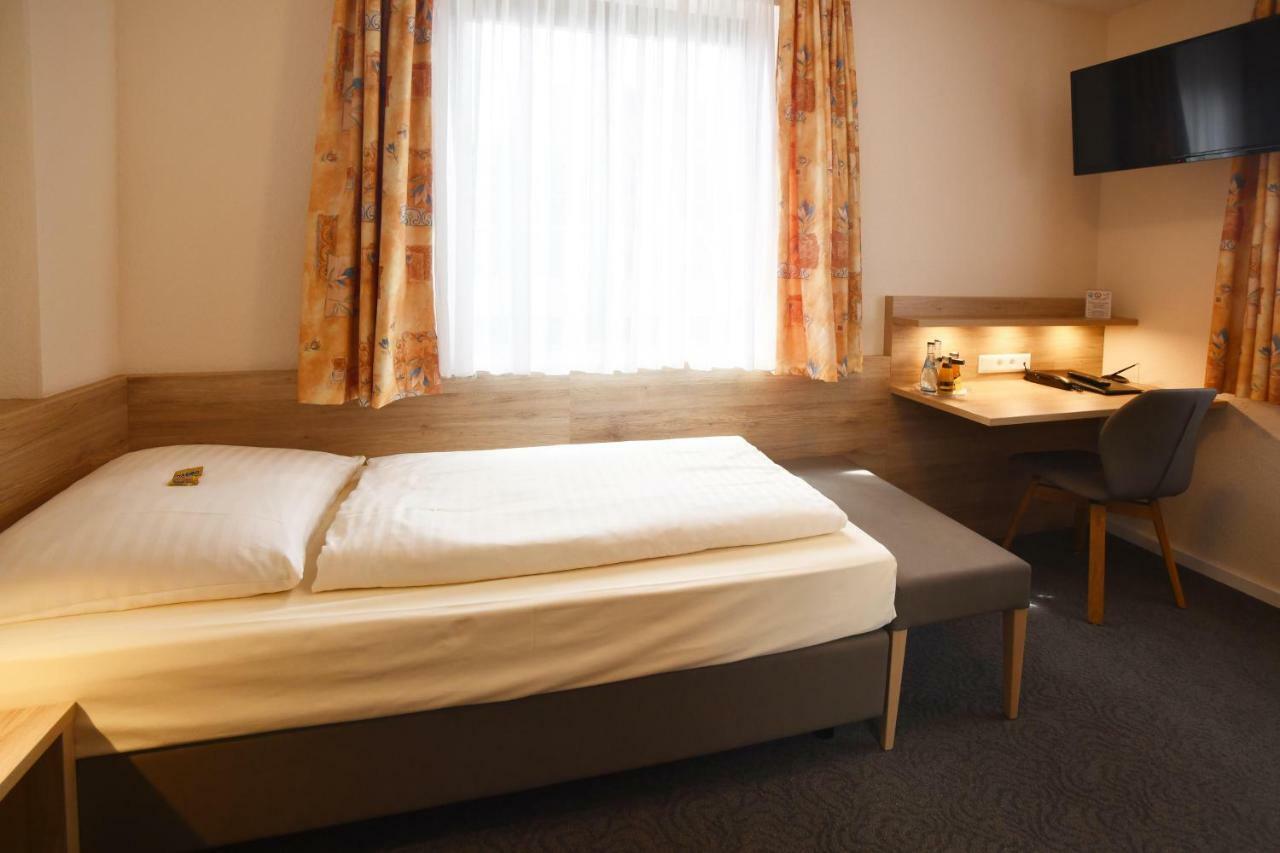 Roemerhof 3* Stuttgart